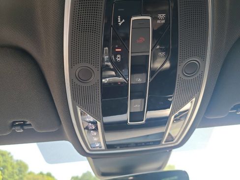 Used 2019 Audi A8 L 3.0T w/ Executive Package image 19