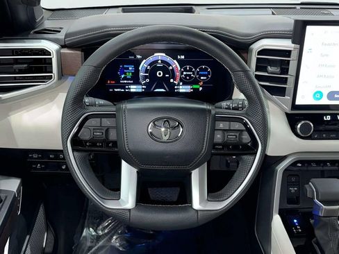 Used 2024 Toyota Sequoia Capstone image 25