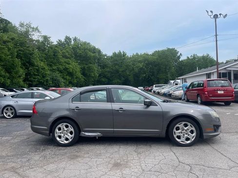 Used 2010 Ford Fusion SE FWD image 4