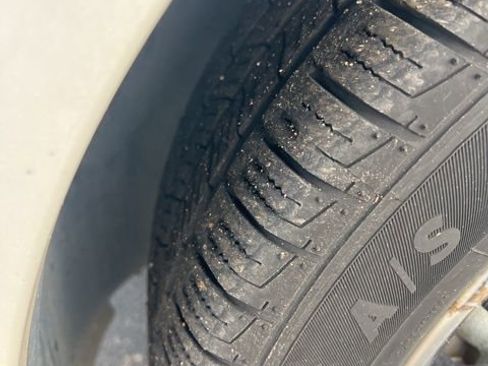 Used 2024 Nissan Versa SV image 28