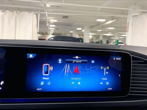 Used 2025 Mercedes-Benz GLE 53 AMG 4MATIC image 34