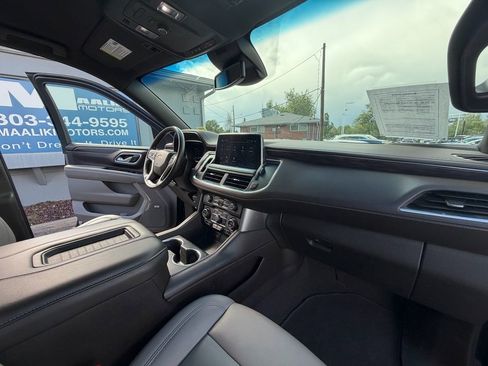 Used 2024 Chevrolet Suburban LT AWD/4WD image 43