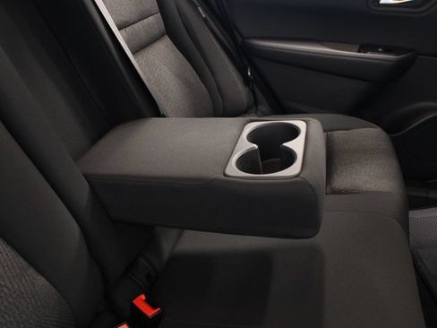 Used 2025 Nissan Rogue SV FWD image 29