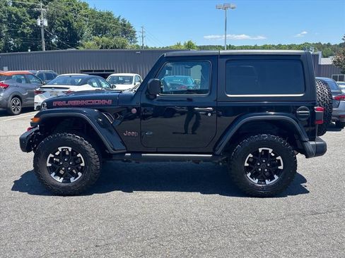 Used 2018 Jeep Wrangler Rubicon AWD/4WD image 23