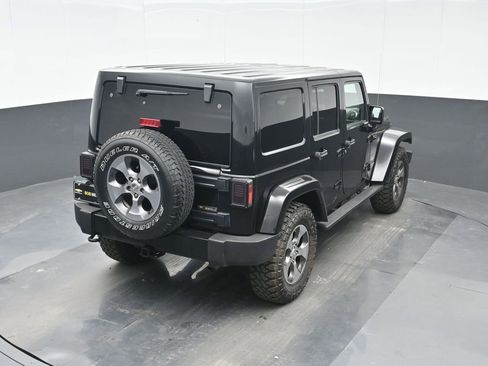 Used 2016 Jeep Wrangler Unlimited Sahara w/ Max Tow Package image 21