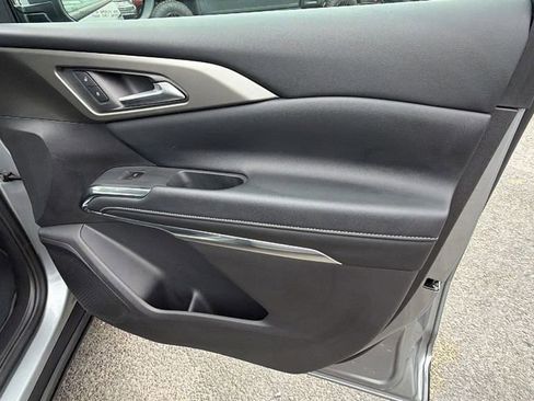 Certified 2026 Chevrolet Traverse LT image 15