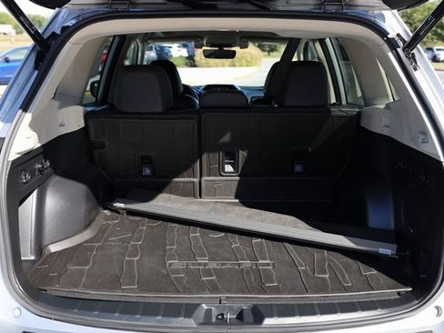 Used 2020 Subaru Forester Limited image 10