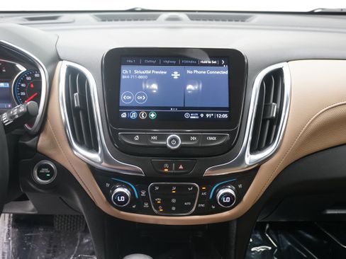 Used 2023 Chevrolet Equinox Premier FWD image 21