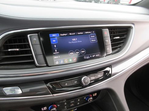 Certified 2023 Buick Enclave Essence w/ Experience Buick Package FWD image 28