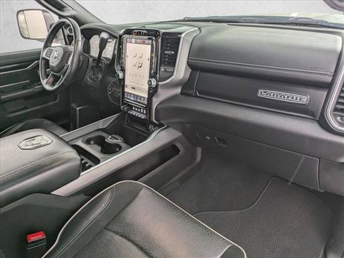 Used 2022 RAM 3500 Laramie image 19