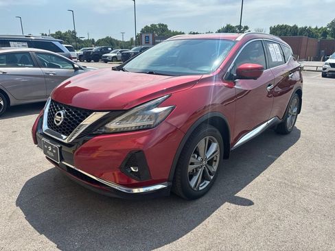 Used 2020 Nissan Murano Platinum w/ Cargo Package FWD image 2