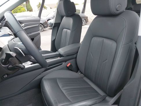 Used 2024 Audi Q8 e-tron Premium AWD/4WD image 15
