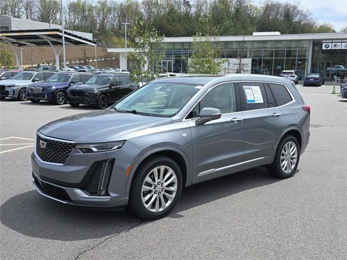 Used 2020 Cadillac XT6 Premium Luxury AWD/4WD image 16