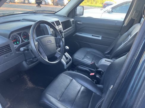 Used 2008 Jeep Patriot Limited AWD/4WD image 4