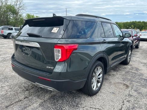 Used 2023 Ford Explorer XLT w/ Equipment Group 202A AWD/4WD image 10