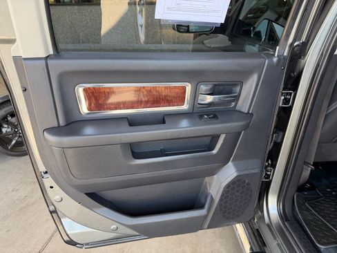 Used 2012 RAM 3500 Laramie RWD image 22