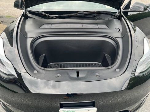 Used 2023 Tesla Model Y Long Range AWD/4WD image 13