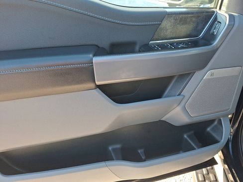 Used 2025 Ford F150 Lightning Flash image 21