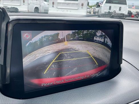 Used 2017 MAZDA MAZDA3 Grand Touring w/ Premium Equipment Package FWD image 22