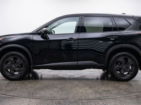Used 2025 Nissan Rogue SV AWD/4WD image 5