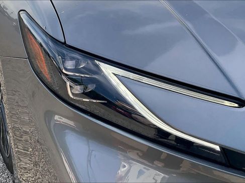 Used 2025 Toyota Camry XLE w/ Premium Plus Package AWD/4WD image 28