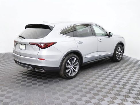 Used 2026 Acura MDX SH-AWD w/ Technology Package image 9