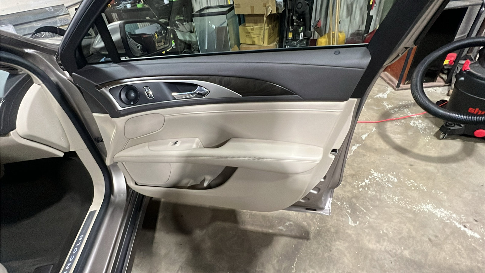 Used 2019 Lincoln MKZ Reserve w/ Reserve Plus Package AWD/4WD image 19