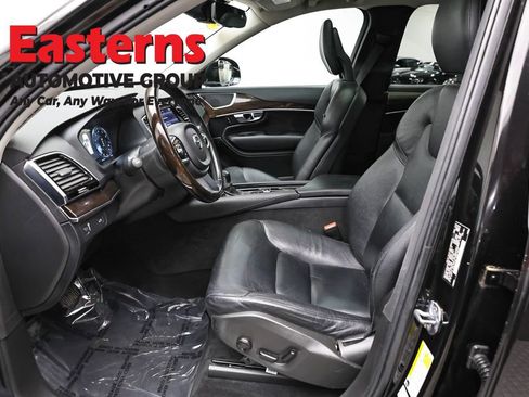 Used 2016 Volvo XC90 T6 Momentum w/ Momentum Plus Package AWD/4WD image 14