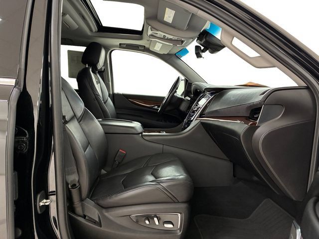 Certified 2019 Cadillac Escalade Premium Luxury AWD/4WD image 14