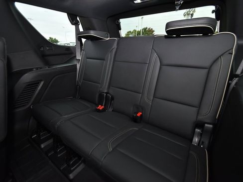 New 2026 Chevrolet Tahoe Premier image 13