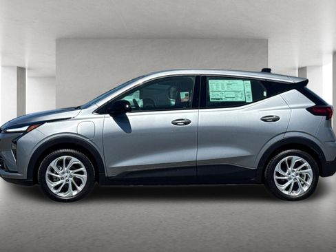 New 2027 Chevrolet Bolt LT w/ Comfort Package FWD image 7