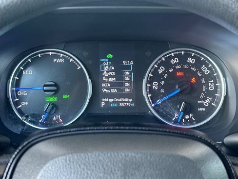Used 2020 Toyota RAV4 LE w/ All Weather Liner Package AWD/4WD image 23