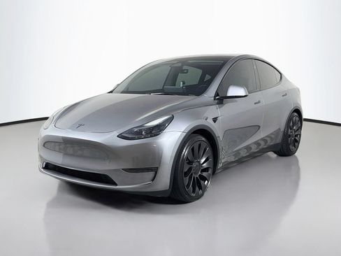 Used 2024 Tesla Model Y Performance AWD/4WD image 1
