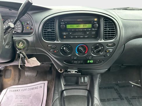 Used 2006 Toyota Tundra SR5 w/ TRD Off-Road Pkg AWD/4WD image 19