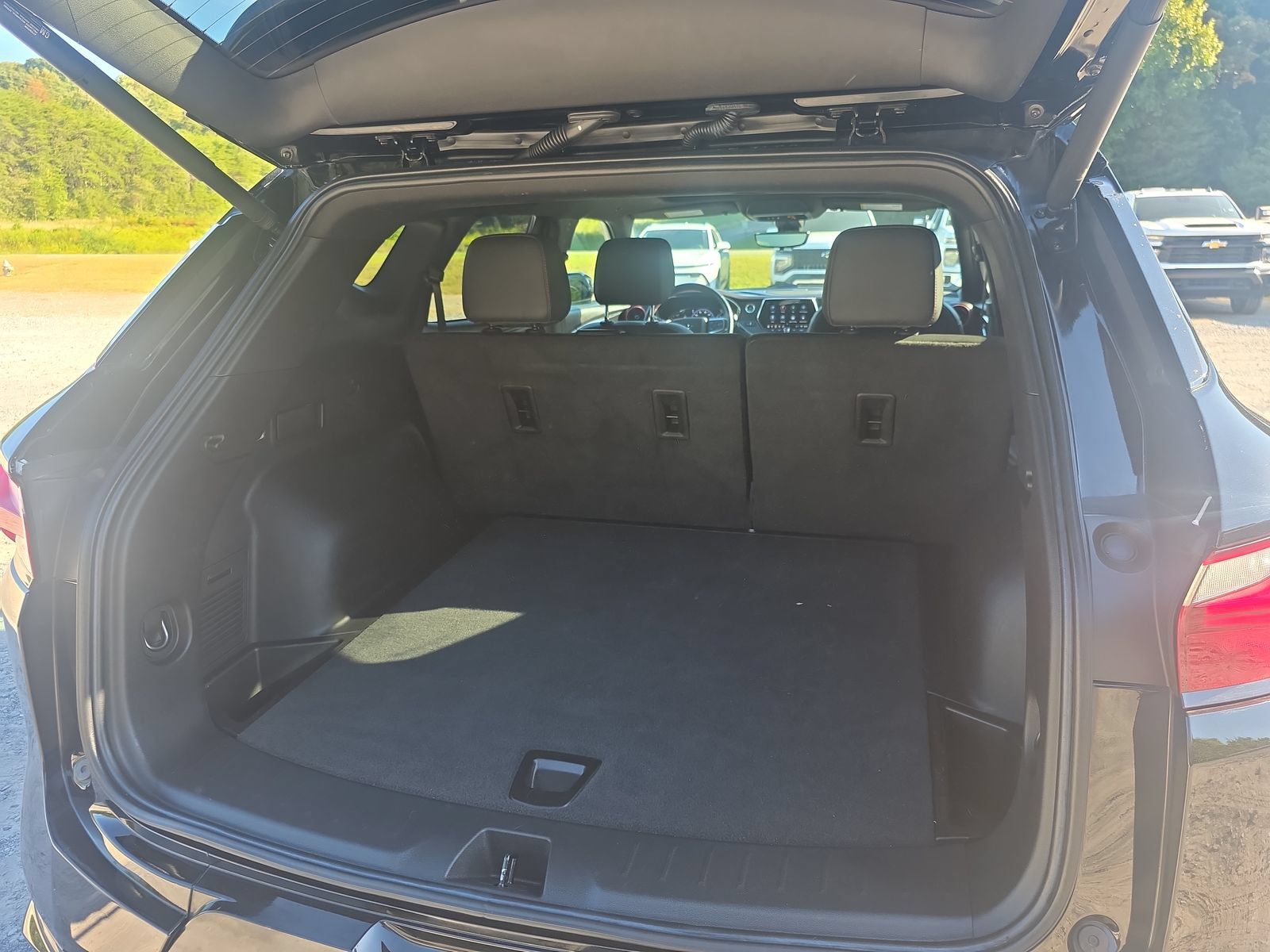 Used 2022 Chevrolet Blazer RS w/ Enhanced Convenience Package FWD image 26