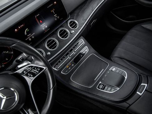 Used 2023 Mercedes-Benz E 350 Sedan image 28