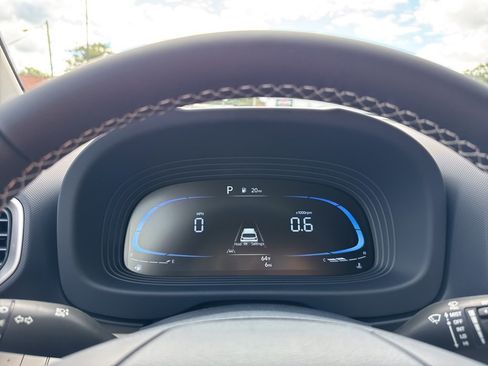 New 2025 Hyundai Venue Limited image 34