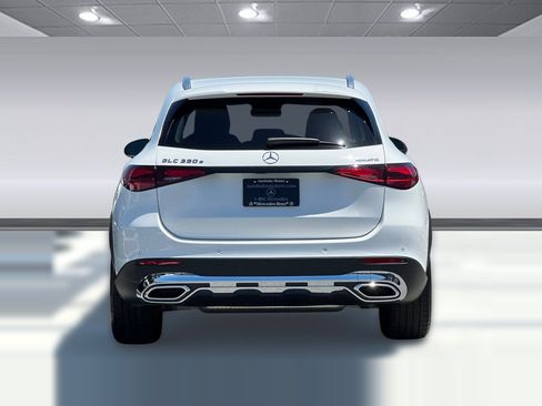 Certified 2025 Mercedes-Benz GLC 350e 4MATIC image 9