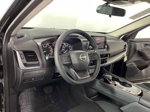 New 2026 Nissan Rogue S image 19