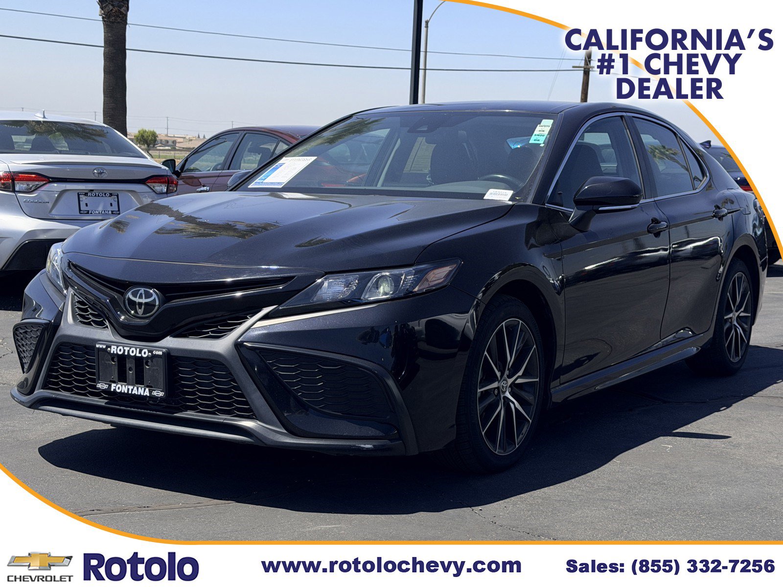 Used 2024 Toyota Camry SE FWD image 3