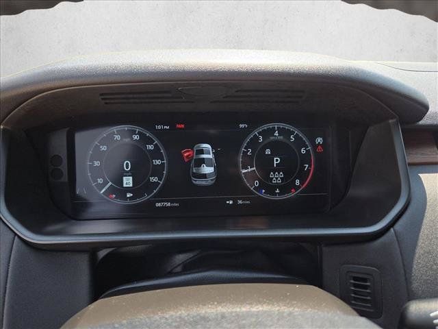 Used 2020 Land Rover Discovery HSE AWD/4WD image 11