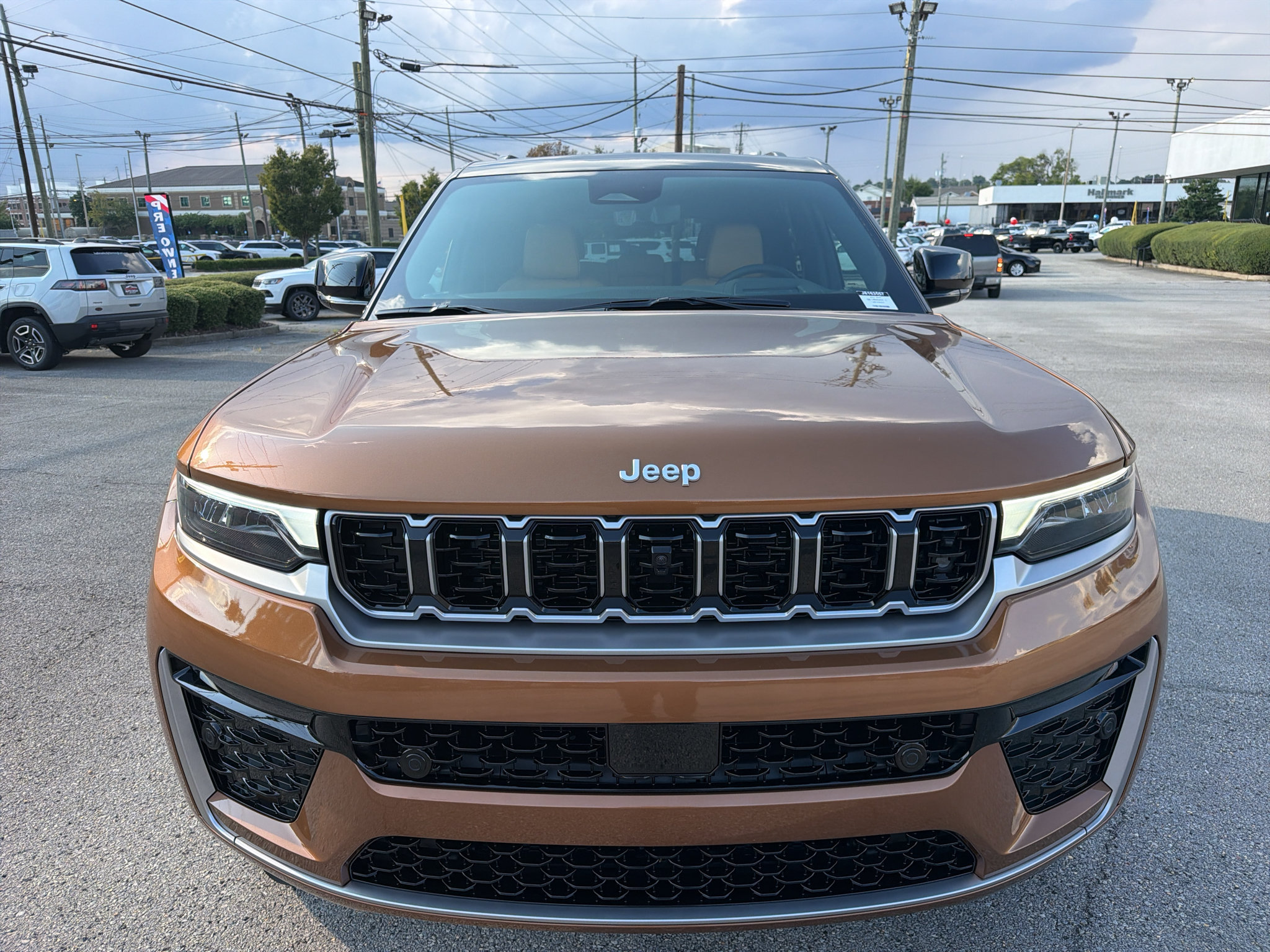 New 2027 Jeep Grand Cherokee Summit AWD/4WD image 3