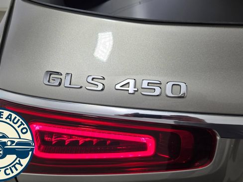Used 2020 Mercedes-Benz GLS 450 4MATIC image 32