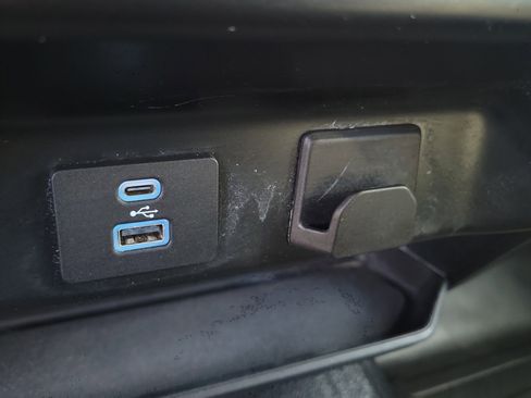 Used 2022 Ford F150 XL w/ STX Appearance Package image 9