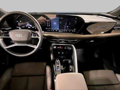 Used 2025 Audi Q5 Premium Plus AWD/4WD image 14