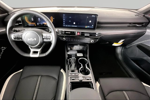 New 2026 Kia K5 GT-Line image 6