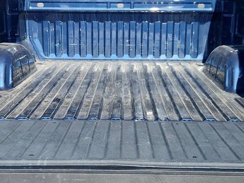 Used 2022 Chevrolet Silverado 1500 LT image 16