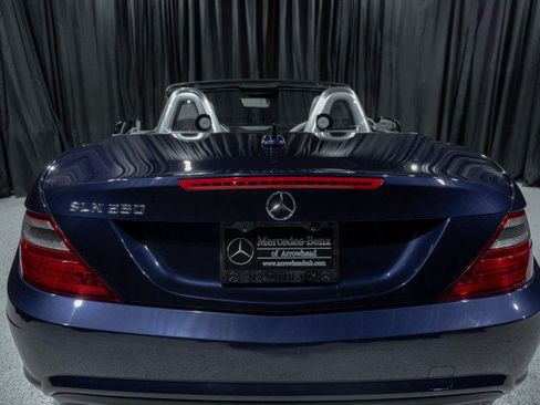 Certified 2015 Mercedes-Benz SLK 250 image 7