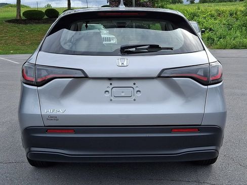 Certified 2023 Honda HR-V LX image 8