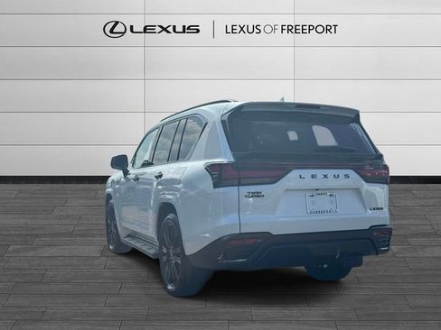 Used 2023 Lexus LX 600 4WD w/ Appearance Package image 6